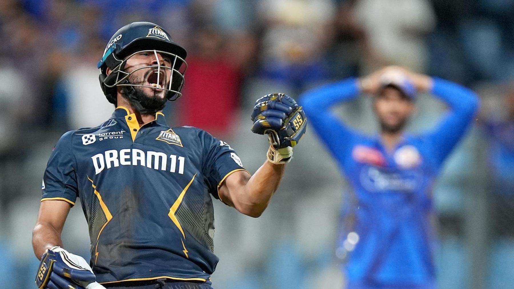 Mumbai Indians vs Gujarat Titans match scorecard action