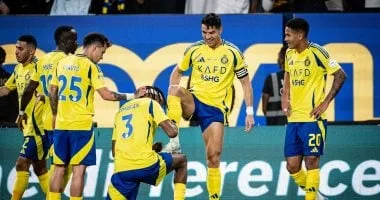 لقاء النصر ضد الاتحاد على أرضية الملعب