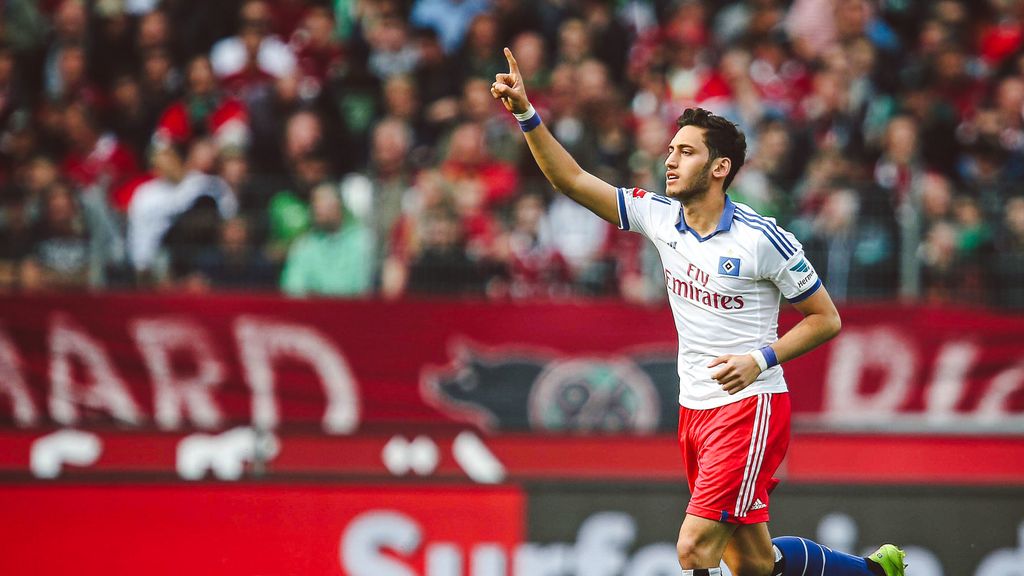 Hakan Calhanoglu im Champions-League-Halbfinale für Inter Mailand.