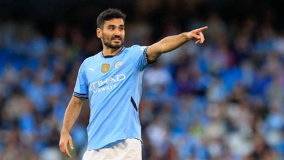 İlkay Gündogan im Manchester City Trikot – Fokus auf seine Fußballkarriere und Zukunft