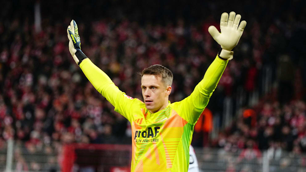 Alexander Schwolow im Trikot von Union Berlin