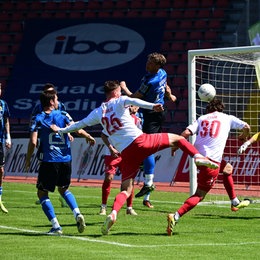 Jubel und Enttäuschung im Abstiegskampf: eintracht frankfurt ii – lehnerz im Fokus