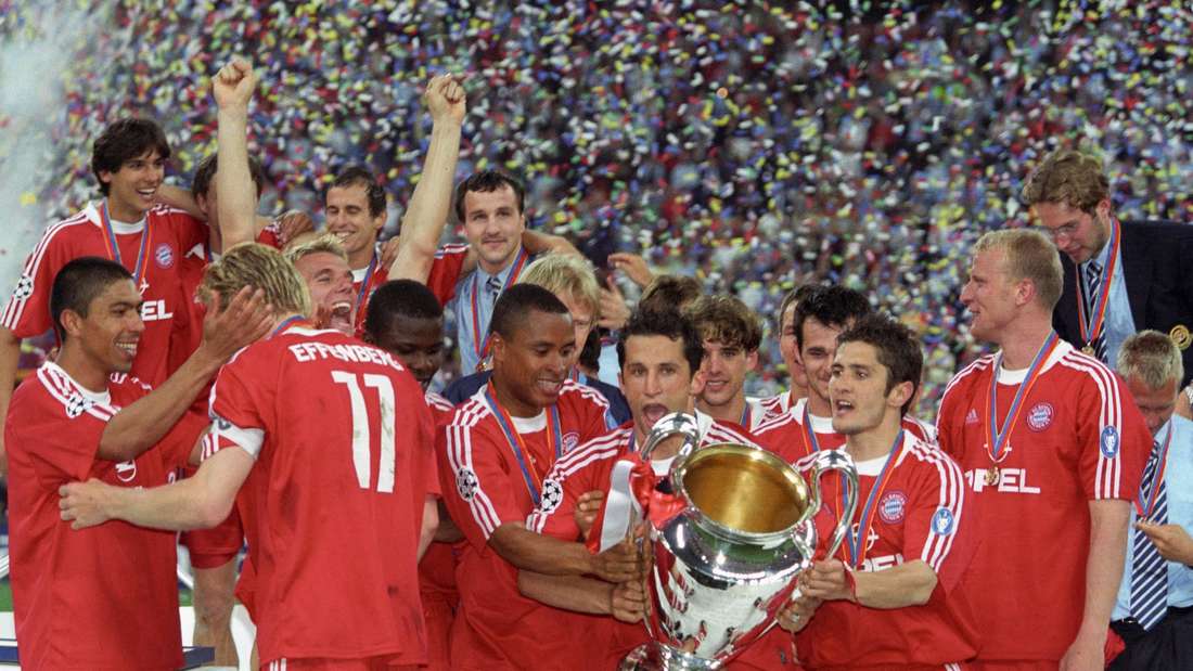 Das neue Bayern Trikot 2025 in Rot und Weiß