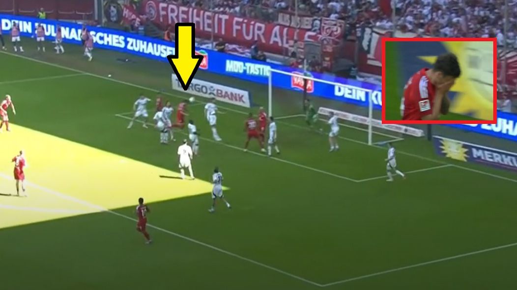 Kownacki po strzeleniu gola dla Fortuny Düsseldorf