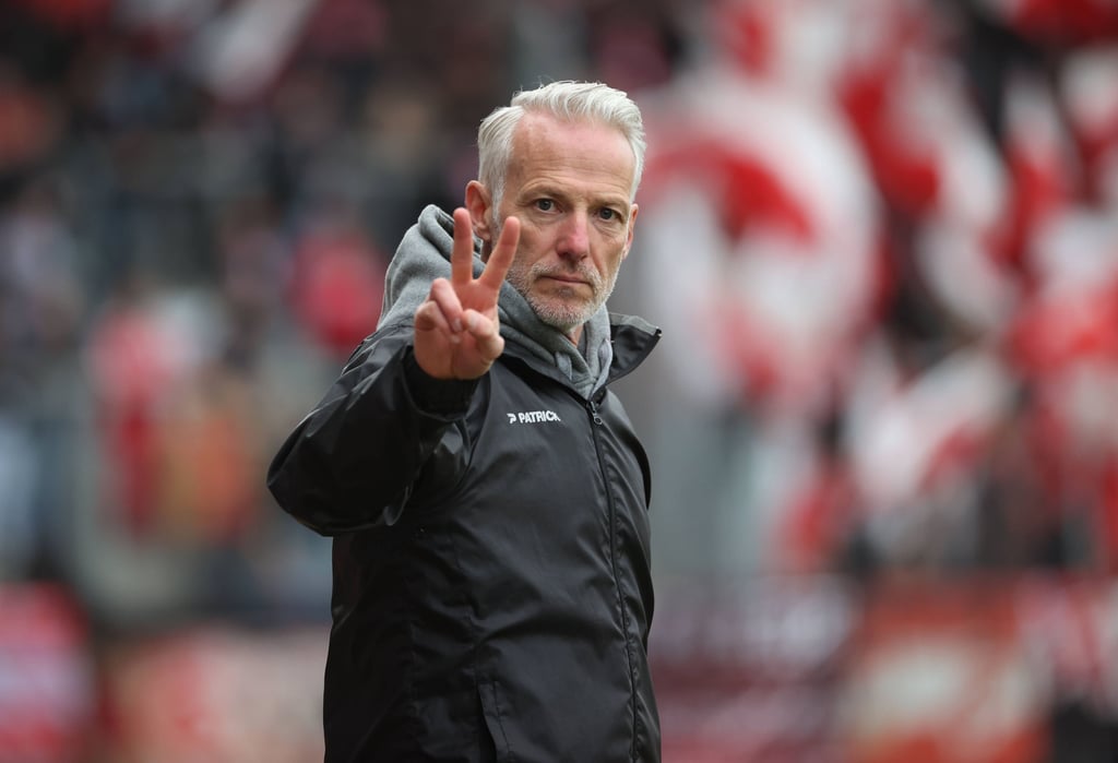 HFC-Team jubelt nach einem Tor im Aufstiegskampf