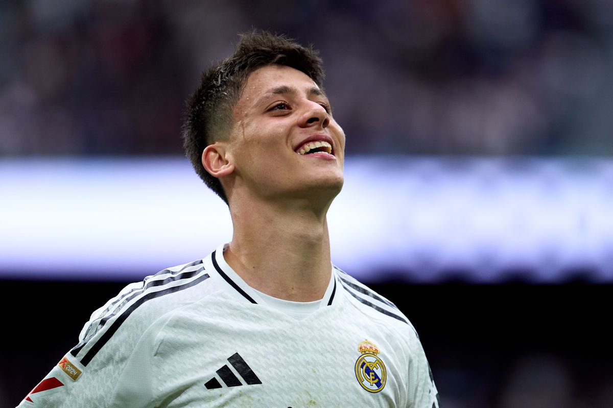 Barcelona faces Real Madrid in La Liga El Clásico