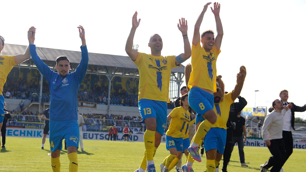 Spielszene Hallescher FC in der Regionalliga