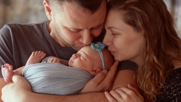 Στιγμιότυπο από το μπαρτσελόνα εναντίον ρεάλ μαδρίτησ, με παίκτες σε φάση έντασης