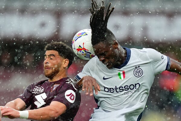 Jubelnde Inter-Spieler nach dem Duell gegen Turin