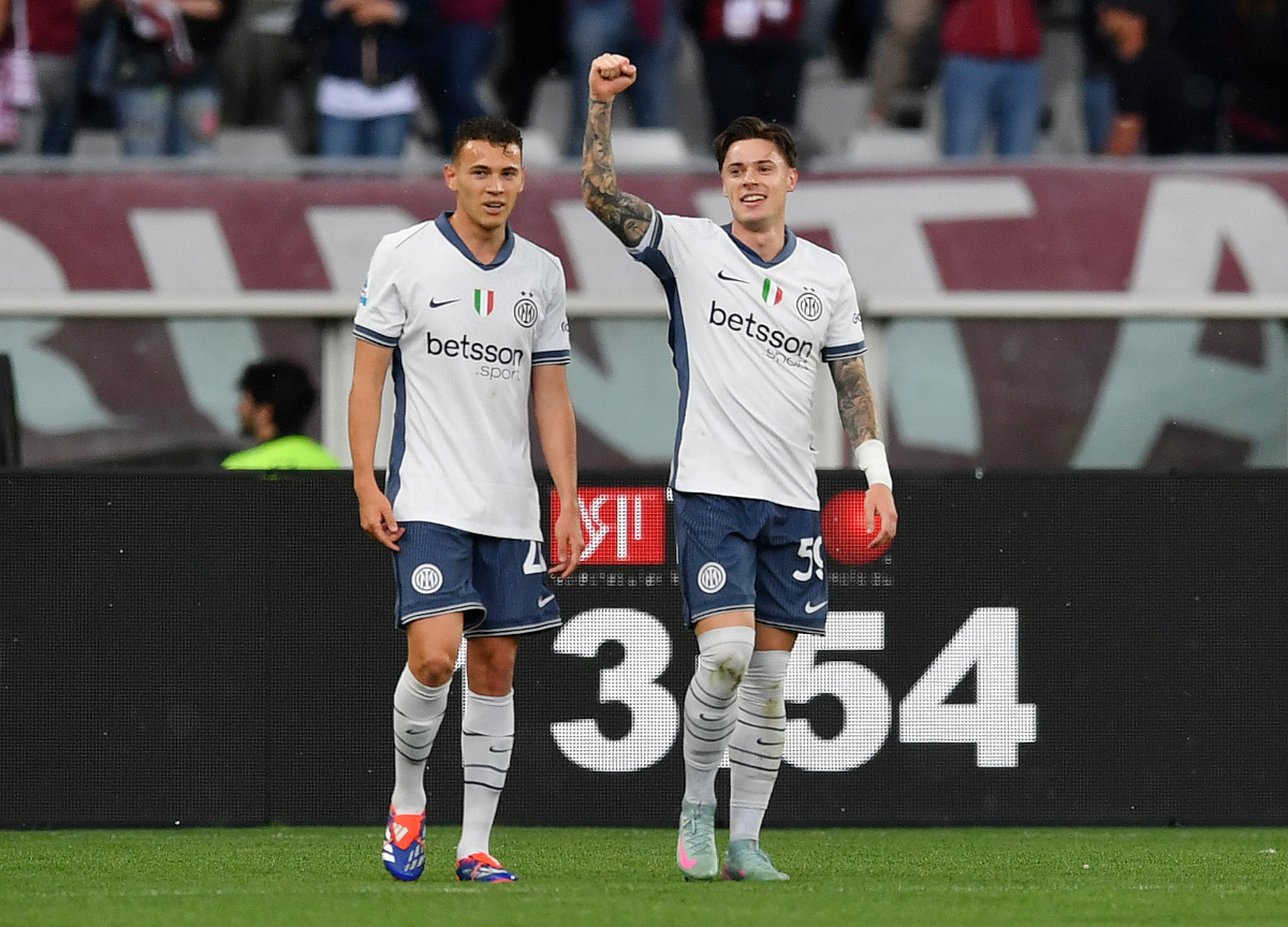 Jubelnde Spieler beim Serie-A-Titelrennen – OneFootball
