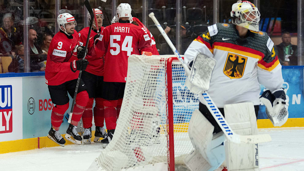 Eishockey WM Spielplan 2025 – Puck auf dem Eis