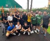 Ragazzi e famiglie insieme durante un torneo a Marsala