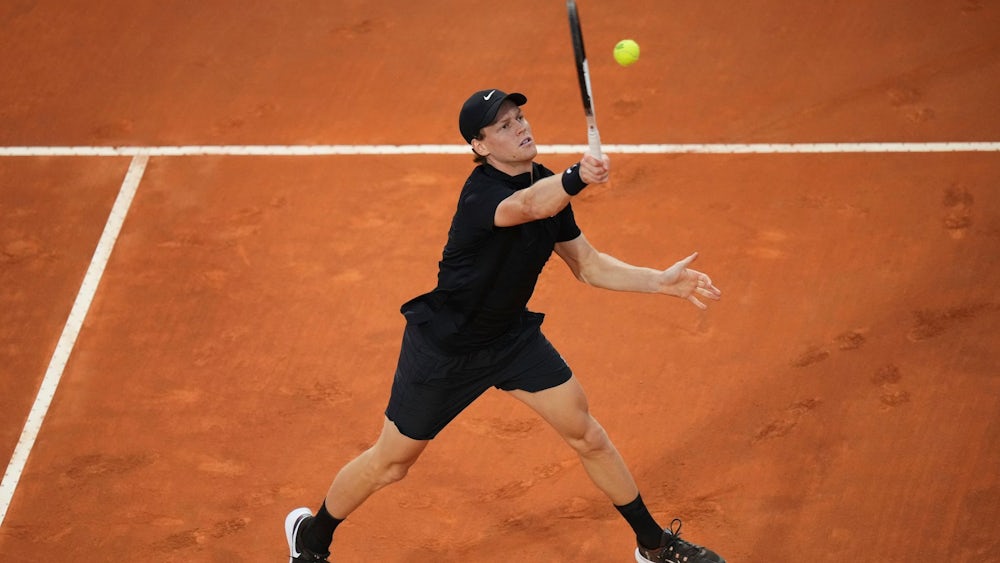 Jannik Sinner jubelt nach seinem Sieg beim ATP-Turnier in Rom