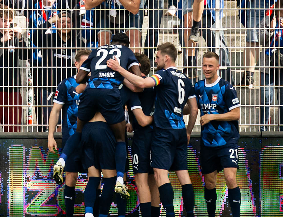 Spielszene zwischen Heidenheim und Werder Bremen