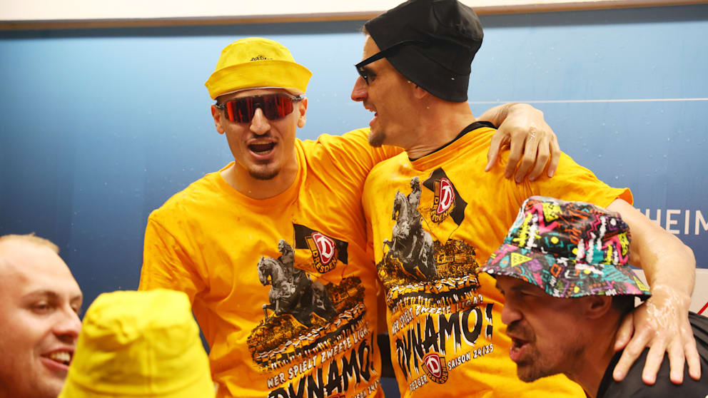 Christoph Daferner jubelt im Dynamo-Trikot nach einem wichtigen Treffer
