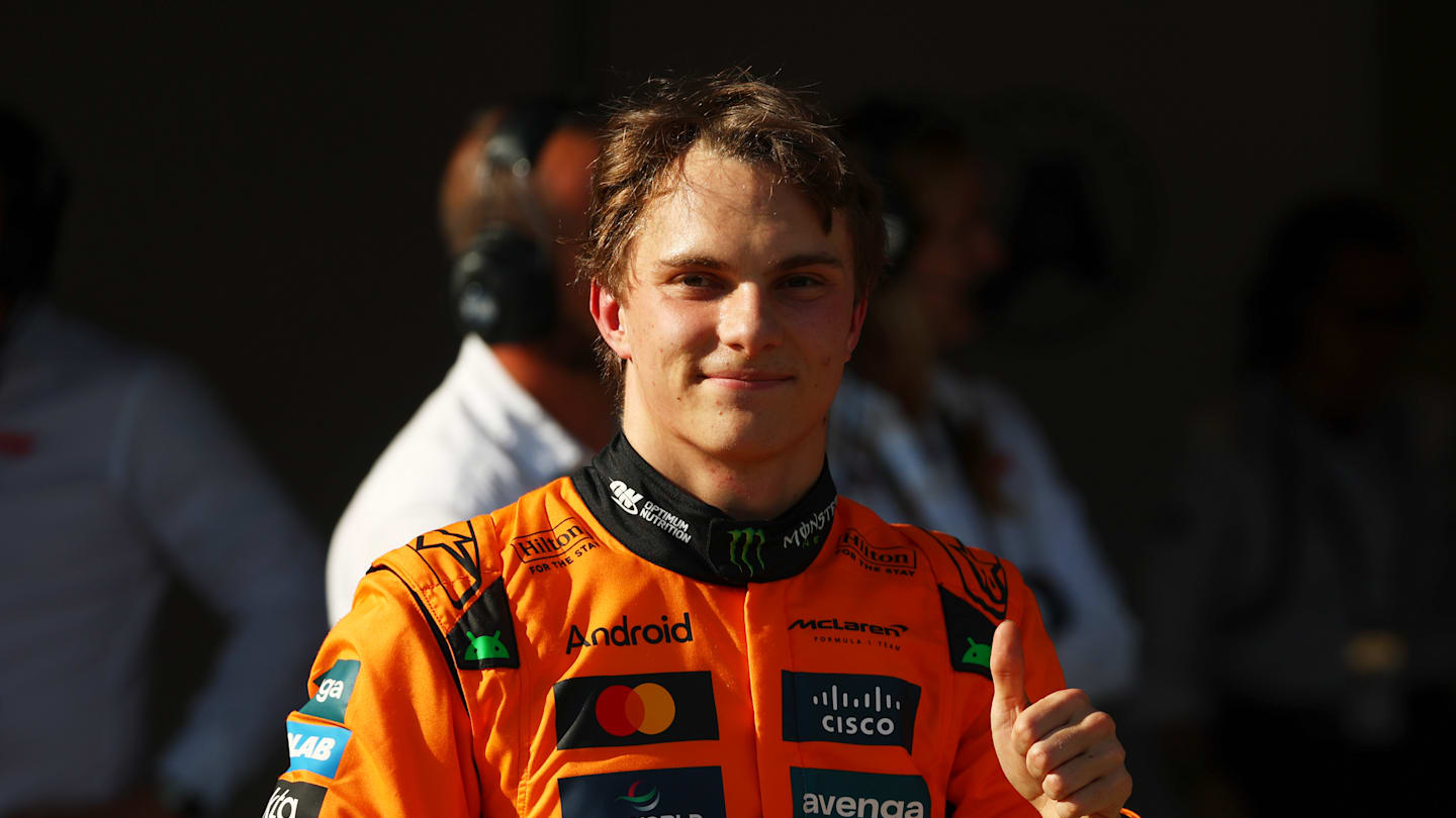 Oscar Piastri leading the pack in a dramatic qualifying F1 session at Imola