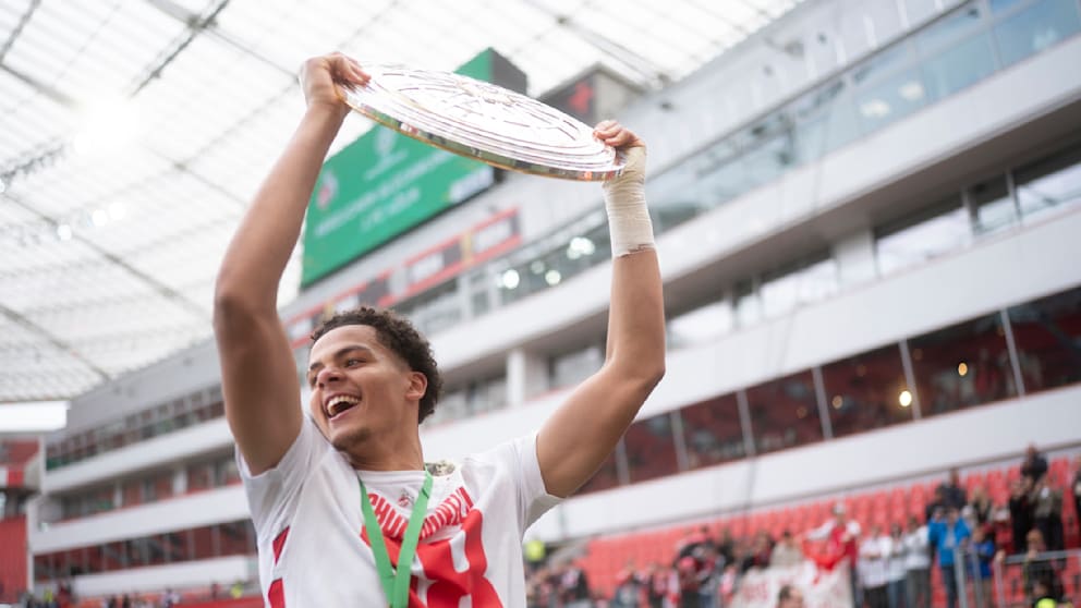 Jubel beim 1. FC Köln nach dem Bundesliga-Aufstieg – FC Radio Köln überträgt die Highlights