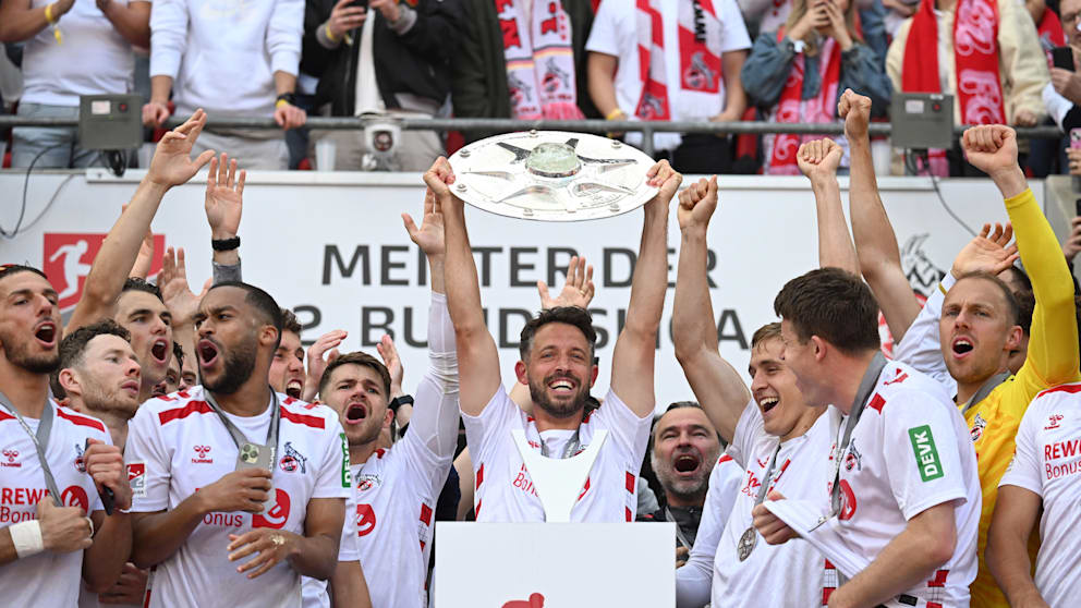 Köln feiert Aufstieg in die Bundesliga in der 2. Bundesliga