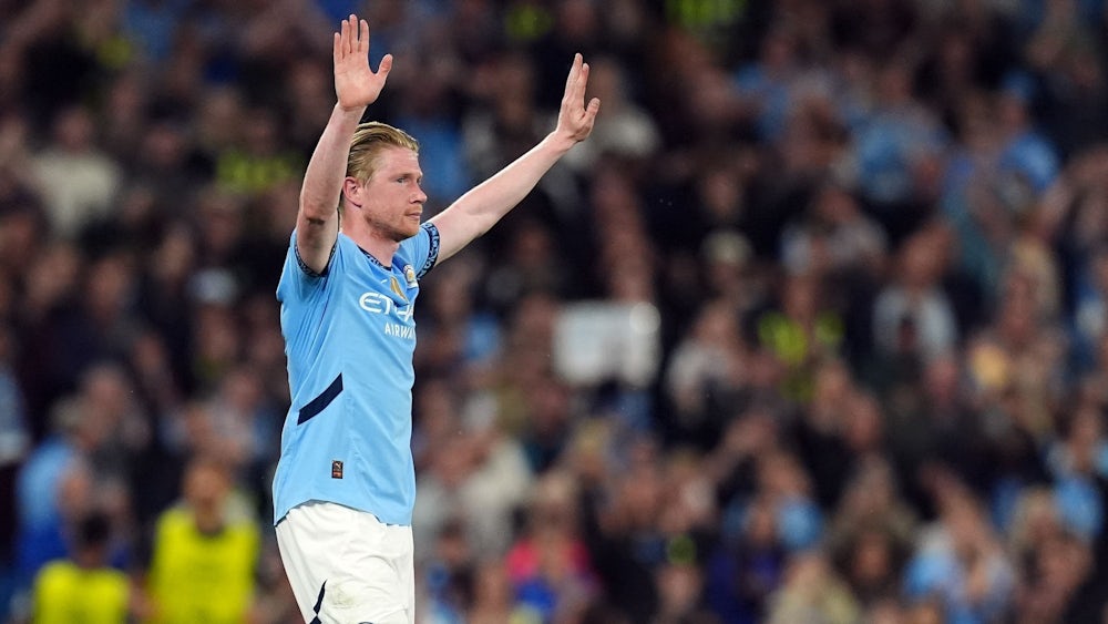 Manchester City jubelt nach Sieg – Szene aus einem Premier-League-Spiel, passend zur tabelle premier league