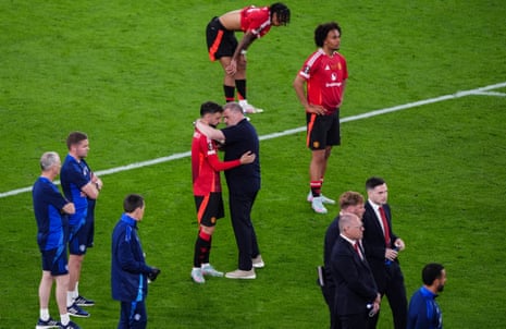 Manchester United pushes forward in the Euro League final action